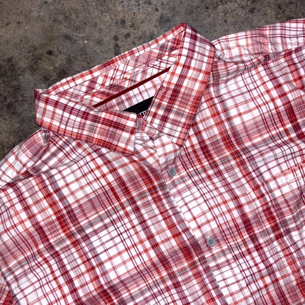 Marmot Shirt Mens 2XL Red White Plaid Nylon Short Sleeve Button Front Casual